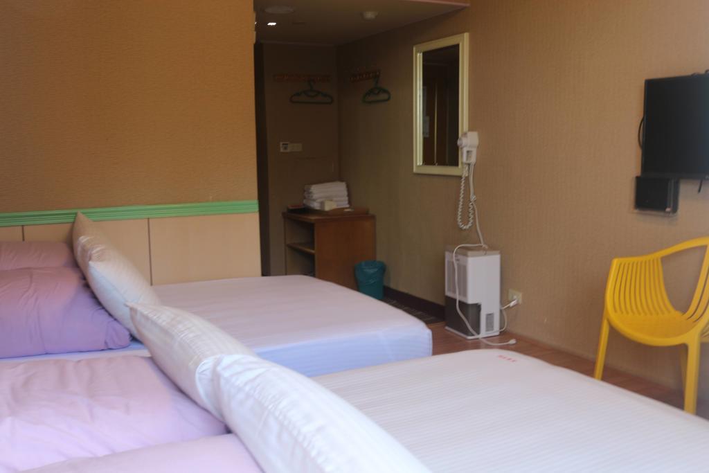 ז'ונגז'נג Wankou Hotel מראה חיצוני תמונה