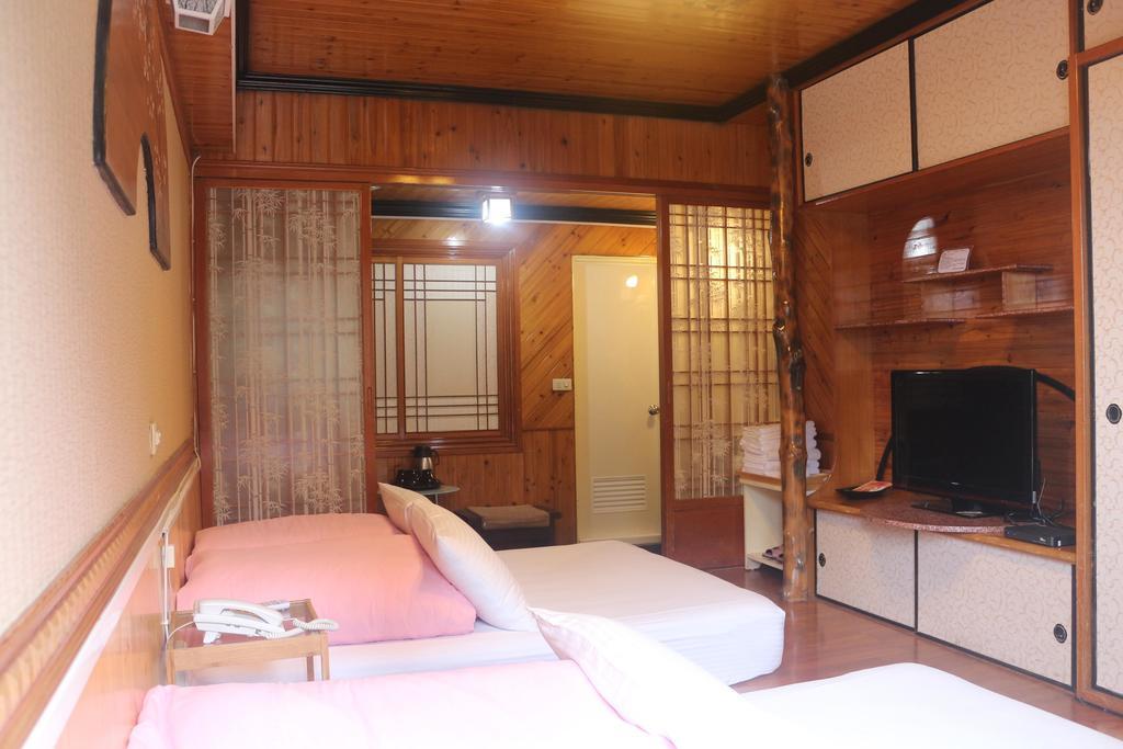 ז'ונגז'נג Wankou Hotel מראה חיצוני תמונה